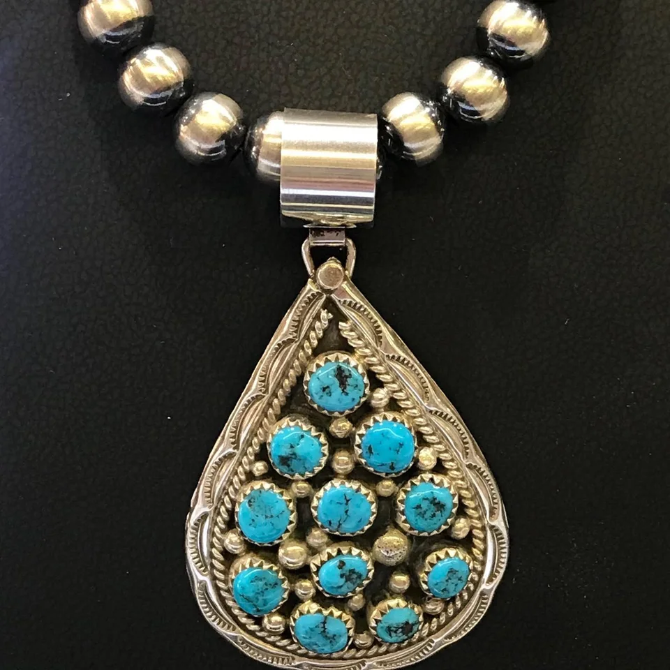 Jewelry photograph from the Mitchell Jewelers Instagram archive, photo 3
