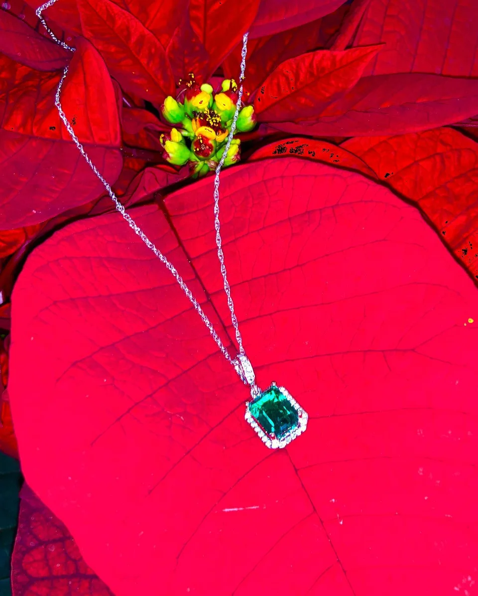 Jewelry photograph from the Mitchell Jewelers Instagram archive, photo 2